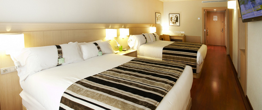 Holiday Inn Andorra - Twin Bedroom