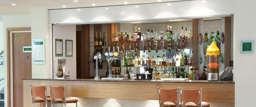 Holiday Inn Bristol Airport - Bar