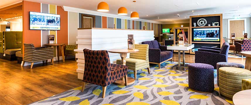 Holiday Inn Chester South - Lobby Bar