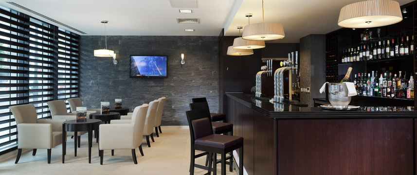 Holiday Inn Commercial Road - Lounge Holiday Inn Commercial Road - Lounge