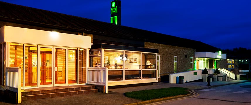 Holiday Inn Derby Nottingham Exterior Night Holiday Inn Derby Nottingham Exterior Night