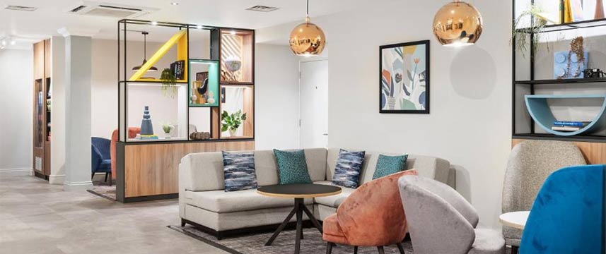 Holiday Inn Derby Nottingham Lobby Seating Holiday Inn Derby Nottingham Lobby Seating