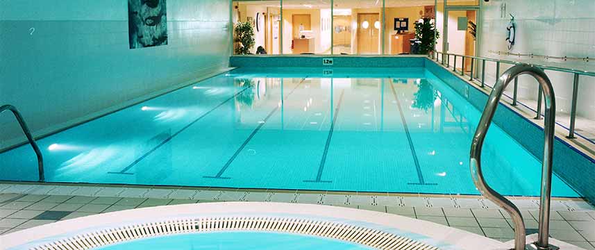 Holiday Inn Edinburgh - Pool