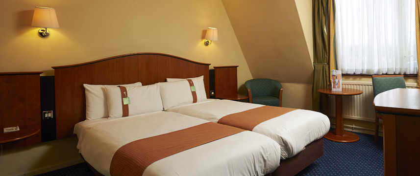 Holiday Inn Elstree - King Room Holiday Inn Elstree - King Room