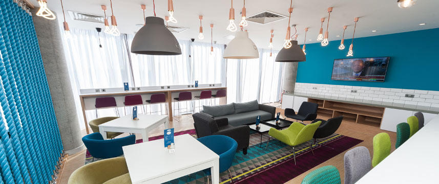 Holiday Inn Express Aberdeen Airport - Lounge