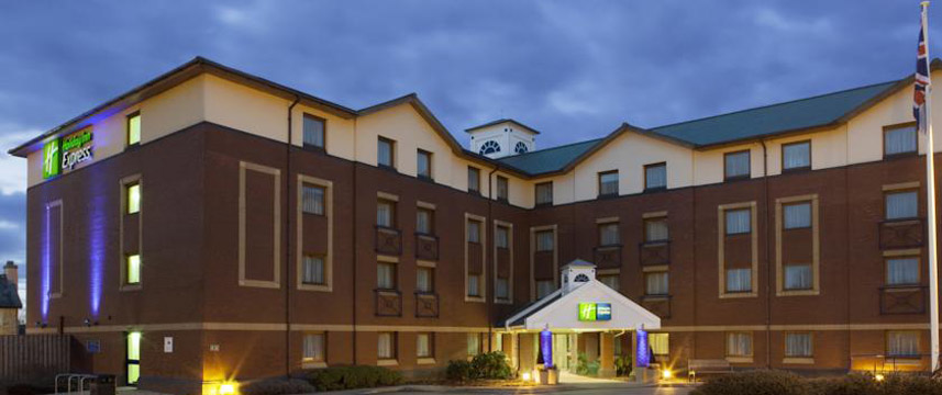 Holiday Inn Express Bristol North - Exterior Holiday Inn Express Bristol North - Exterior