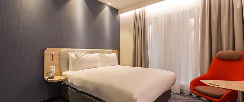 Holiday Inn Express Brussels Grand Place - Accessible Room Holiday Inn Express Brussels Grand Place - Accessible Room