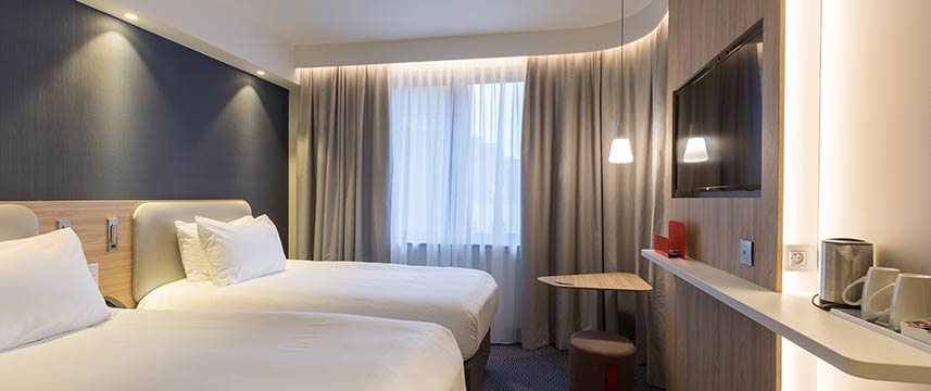 Holiday Inn Express Brussels Grand Place - Twin Room Holiday Inn Express Brussels Grand Place - Twin Room