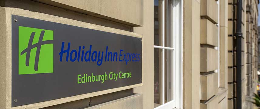 Holiday Inn Express Edinburgh City Centre - Entrance