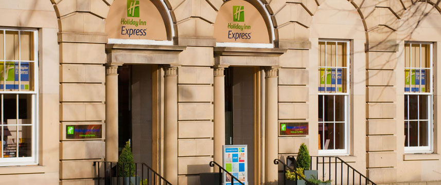Holiday Inn Express Edinburgh - Exterior Holiday Inn Express Edinburgh - Exterior