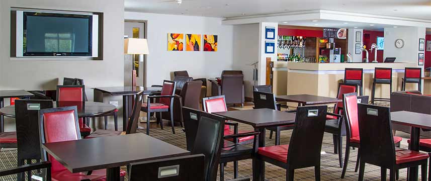 Holiday Inn Express Exeter East - Bar Tables