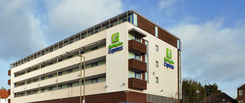 Holiday Inn Express Golders Green - Hotel Exterior