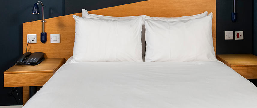 Holiday Inn Express Hamilton - Double Bed
