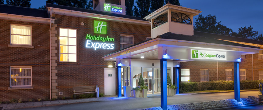 Holiday Inn Express Leeds East - Exterior