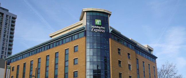 Holiday Inn Express London Stratford Hotel Exterior Holiday Inn Express London Stratford Hotel Exterior