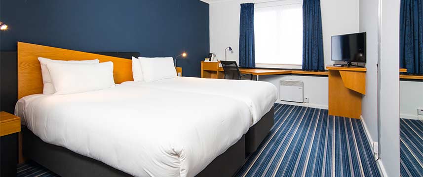 Holiday Inn Express Manchester - East - Twin Room