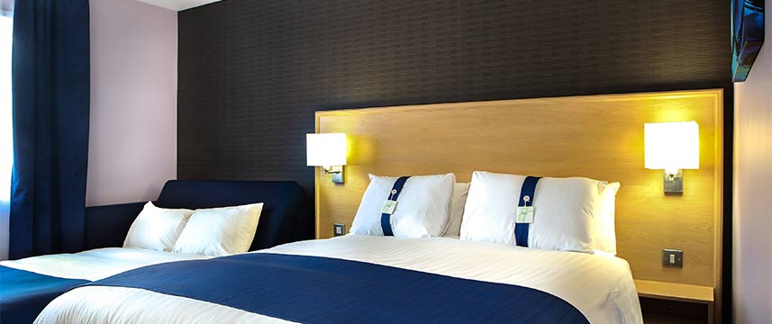 Holiday Inn Express Manchester Airport - Family Room