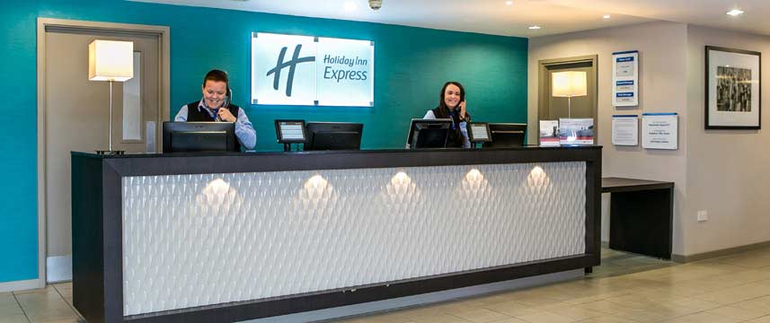 Holiday Inn Express Manchester Airport - Reception