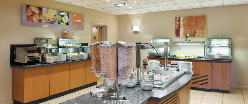 Holiday Inn Express Newcastle Metro Centre - Breakfast Holiday Inn Express Newcastle Metro Centre - Breakfast