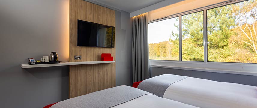 Holiday Inn Express Norwich - Guest Room Holiday Inn Express Norwich - Guest Room