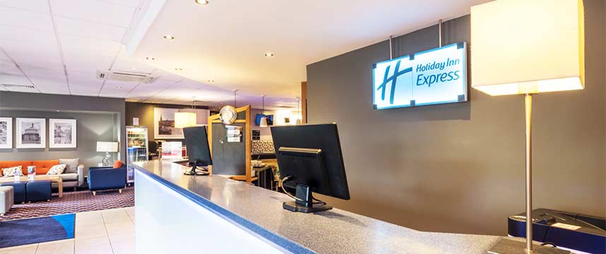 Holiday Inn Express Perth - Reception