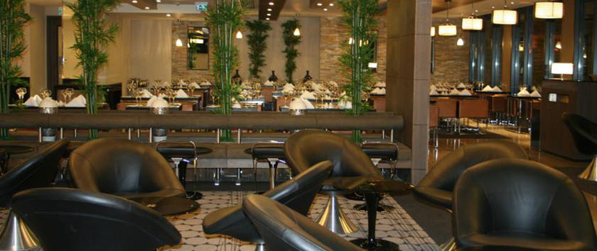 Holiday Inn Kingston South - Lounge Holiday Inn Kingston South - Lounge