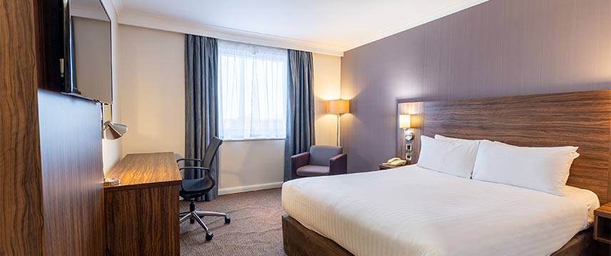 Holiday Inn Liverpool City Centre - Standard King Room Holiday Inn Liverpool City Centre - Standard King Room