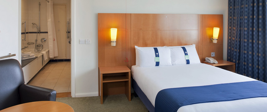 Holiday Inn London Heathrow Ariel - Accessible Room Holiday Inn London Heathrow Ariel - Accessible Room