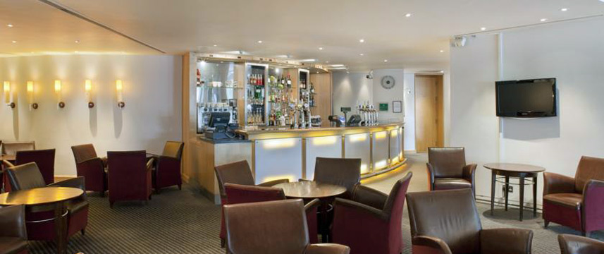 Holiday Inn London Heathrow Ariel - Bar Holiday Inn London Heathrow Ariel - Bar