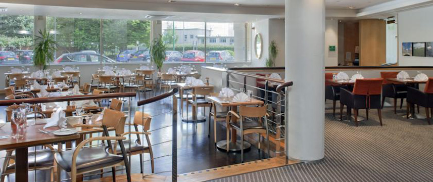 Holiday Inn London Heathrow Ariel - Restaurant Holiday Inn London Heathrow Ariel - Restaurant