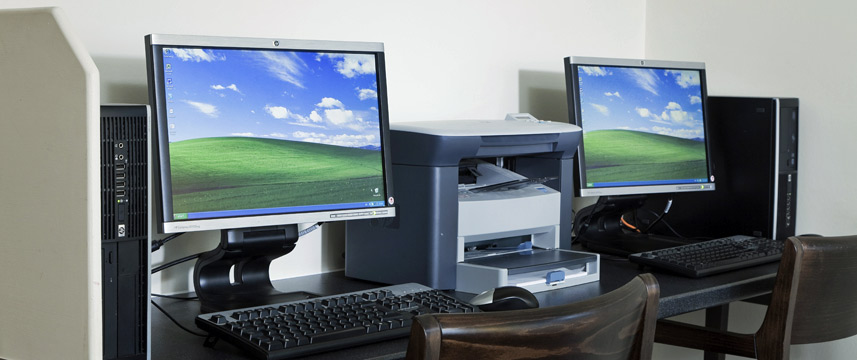 Holiday Inn London Heathrow M4 Jct4 Business Centre Holiday Inn London Heathrow M4 Jct4 Business Centre