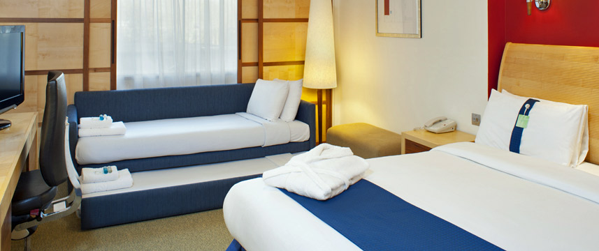 Holiday Inn London Heathrow M4 Jct4 Family Room Holiday Inn London Heathrow M4 Jct4 Family Room
