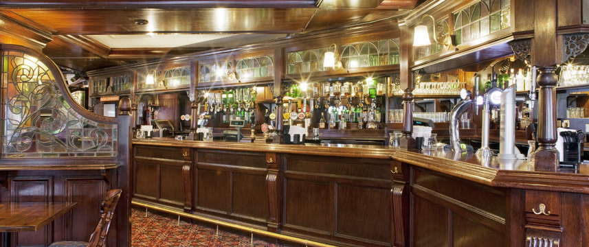 Holiday Inn London Kensington Forum - Bar