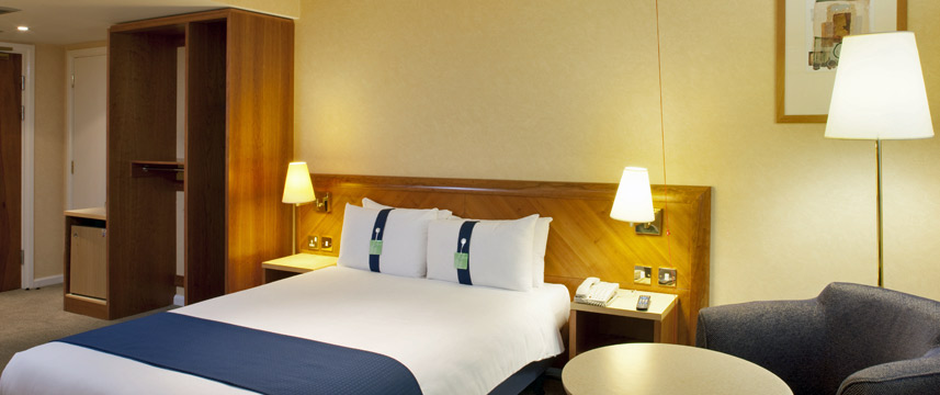 Holiday Inn London Kensington Forum - Double Room Holiday Inn London Kensington Forum - Double Room
