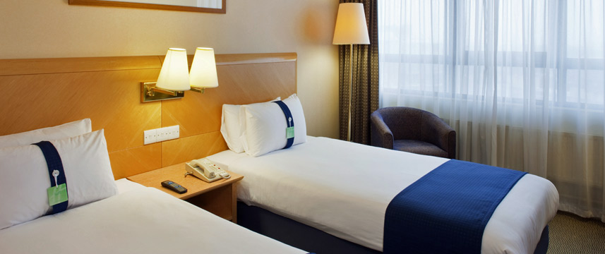 Holiday Inn London Kensington Forum - Twin Holiday Inn London Kensington Forum - Twin