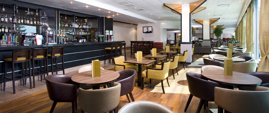 Holiday Inn London Wembley - Lounge Bar