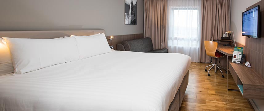 Holiday Inn London West - Double Sofabed Holiday Inn London West - Double Sofabed