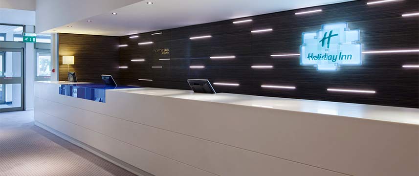 Holiday Inn Maidenhead Windsor - Reception Holiday Inn Maidenhead Windsor - Reception