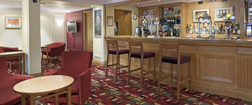 Holiday Inn Manchester Airport Bar