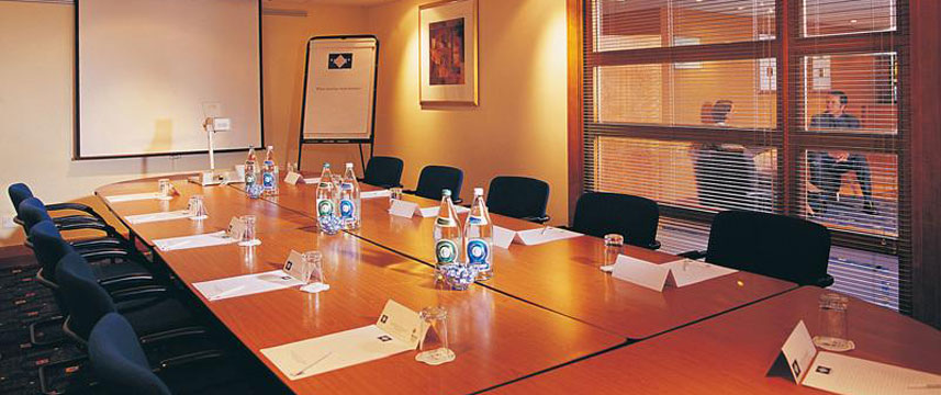 Holiday Inn Manchester Airport Conference Room