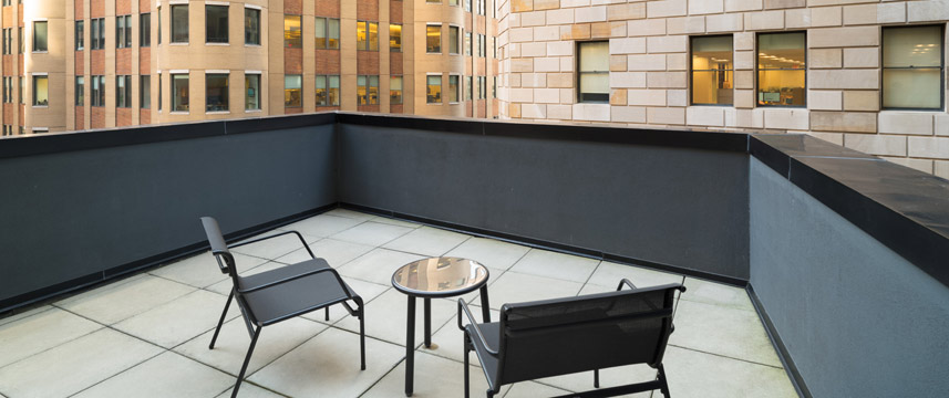 Holiday Inn NYC Wall Street - Feature Balcony
