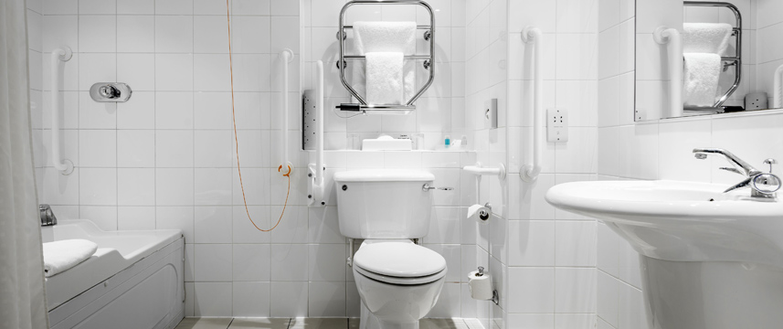 Holiday Inn Oxford - Bathroom Accessible