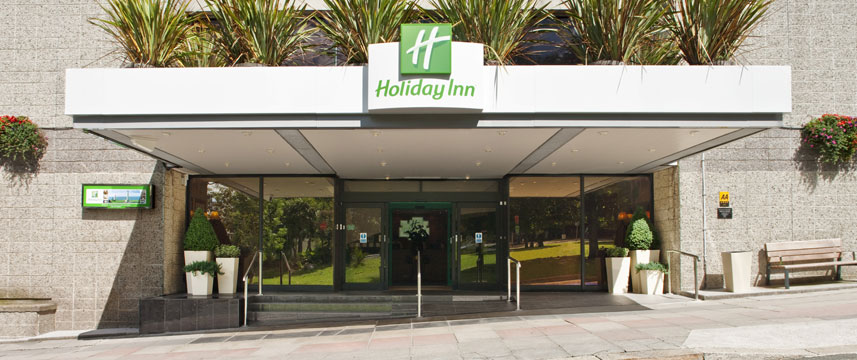 Holiday Inn Plymouth - Entrance Holiday Inn Plymouth - Entrance