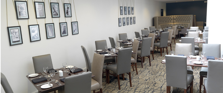 Holiday Inn Stratford Upon Avon - Restaurant Holiday Inn Stratford Upon Avon - Restaurant
