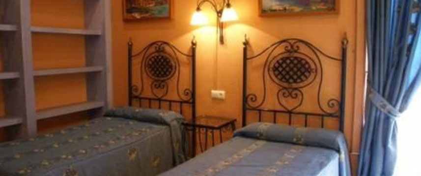 Hostal Dalis - Twin Hostal Dalis - Twin