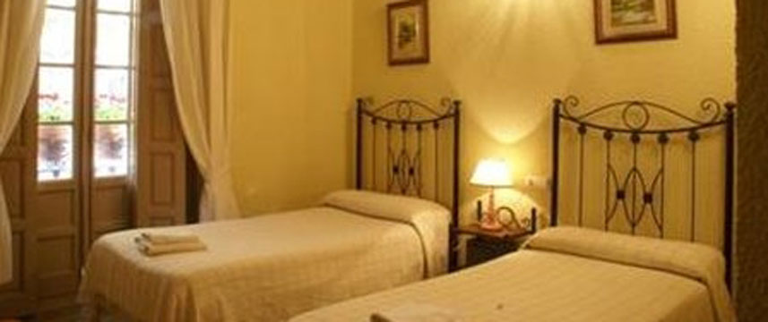 Hostal Van Gogh - Twin Bedroom Hostal Van Gogh - Twin Bedroom