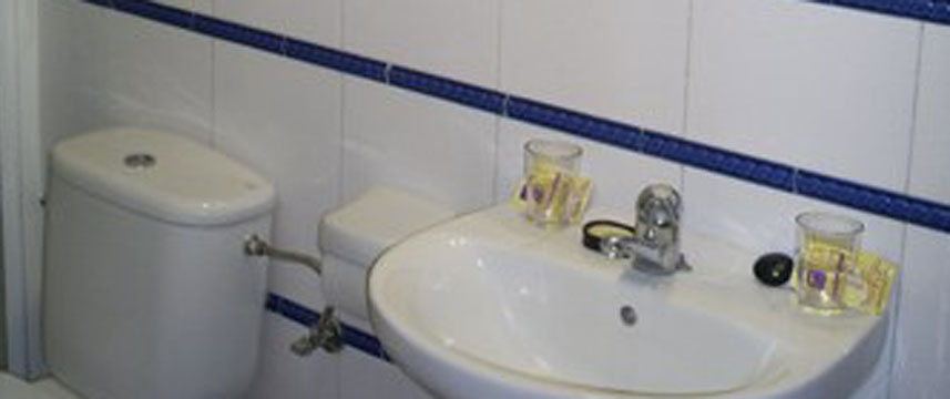 Hostal Van Goph Bathroom Hostal Van Goph Bathroom