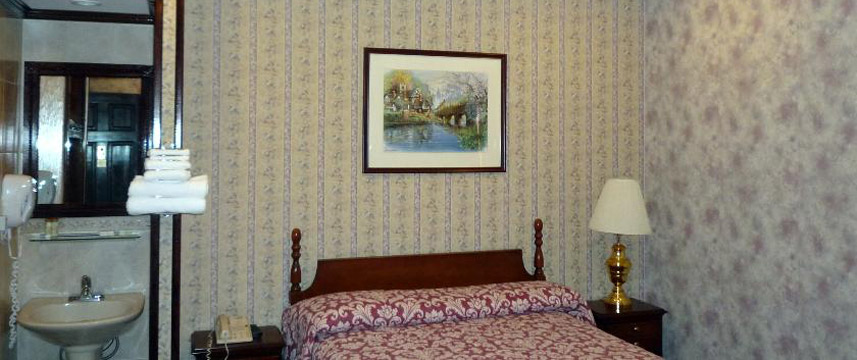 Hotel 17 - Double Room Hotel 17 - Double Room