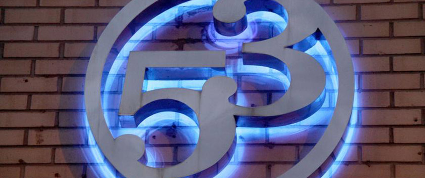 Hotel 53 - Sign Hotel 53 - Sign