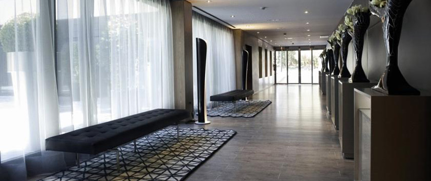 Hotel AC Atocha - Hallway Hotel AC Atocha - Hallway